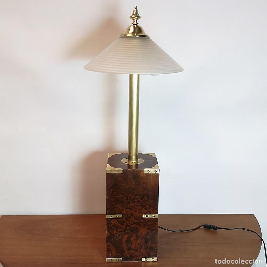 Antig&uuml;edades: L&aacute;mpara de Sobremesa con Base de Madera - Foto 1
