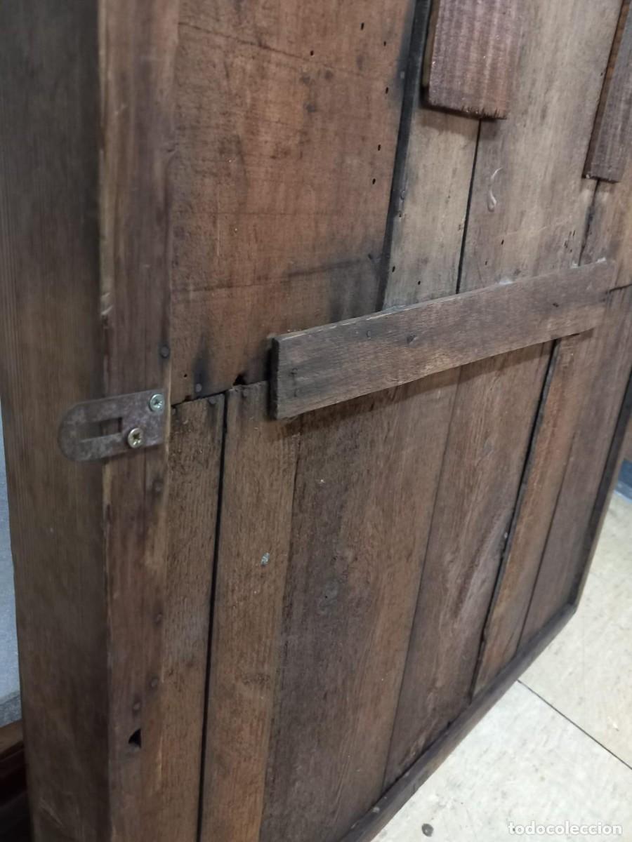 Antig&uuml;edades: Antiguo mueble con m&uacute;ltiples huecos - Foto 5
