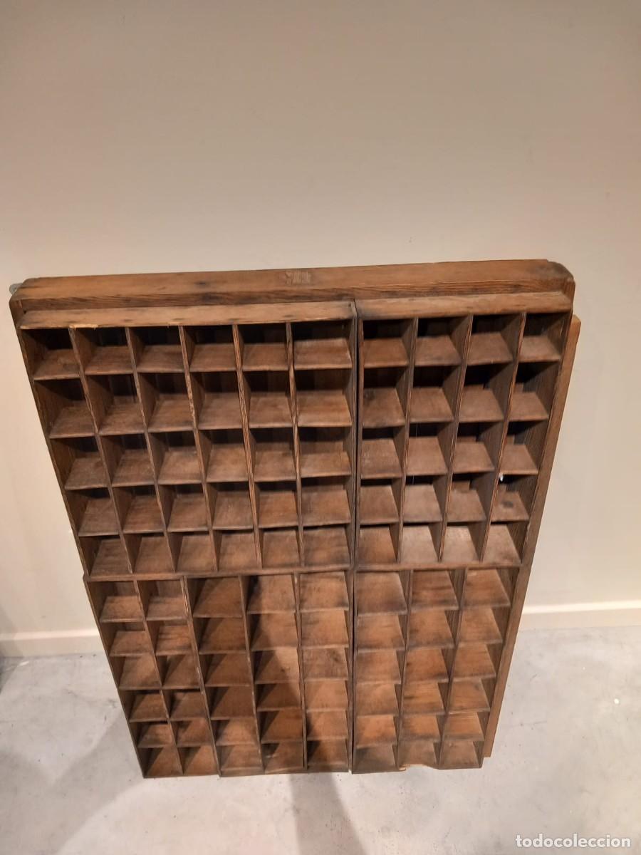 Antig&uuml;edades: Antiguo mueble con m&uacute;ltiples huecos - Foto 10