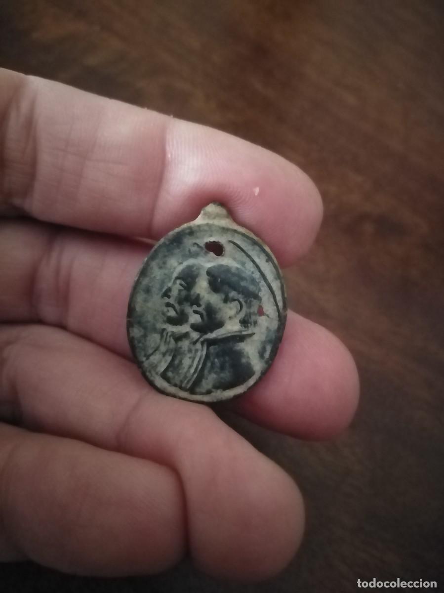 Antig&uuml;edades: Antigua Medalla. Ver. - Foto 3