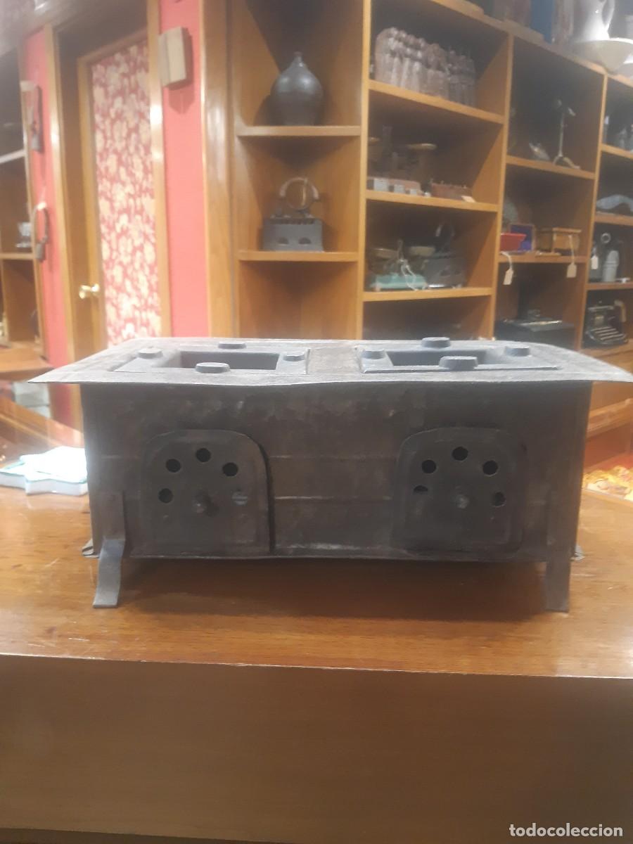 Antig&uuml;edades: COCINA ANTIGUA DE CARBON. - Foto 1