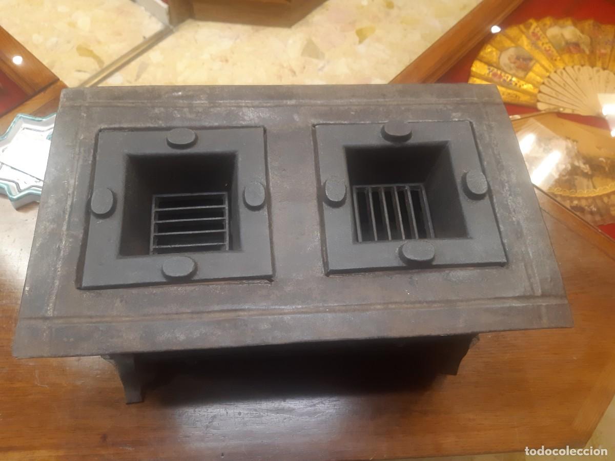Antig&uuml;edades: COCINA ANTIGUA DE CARBON. - Foto 2