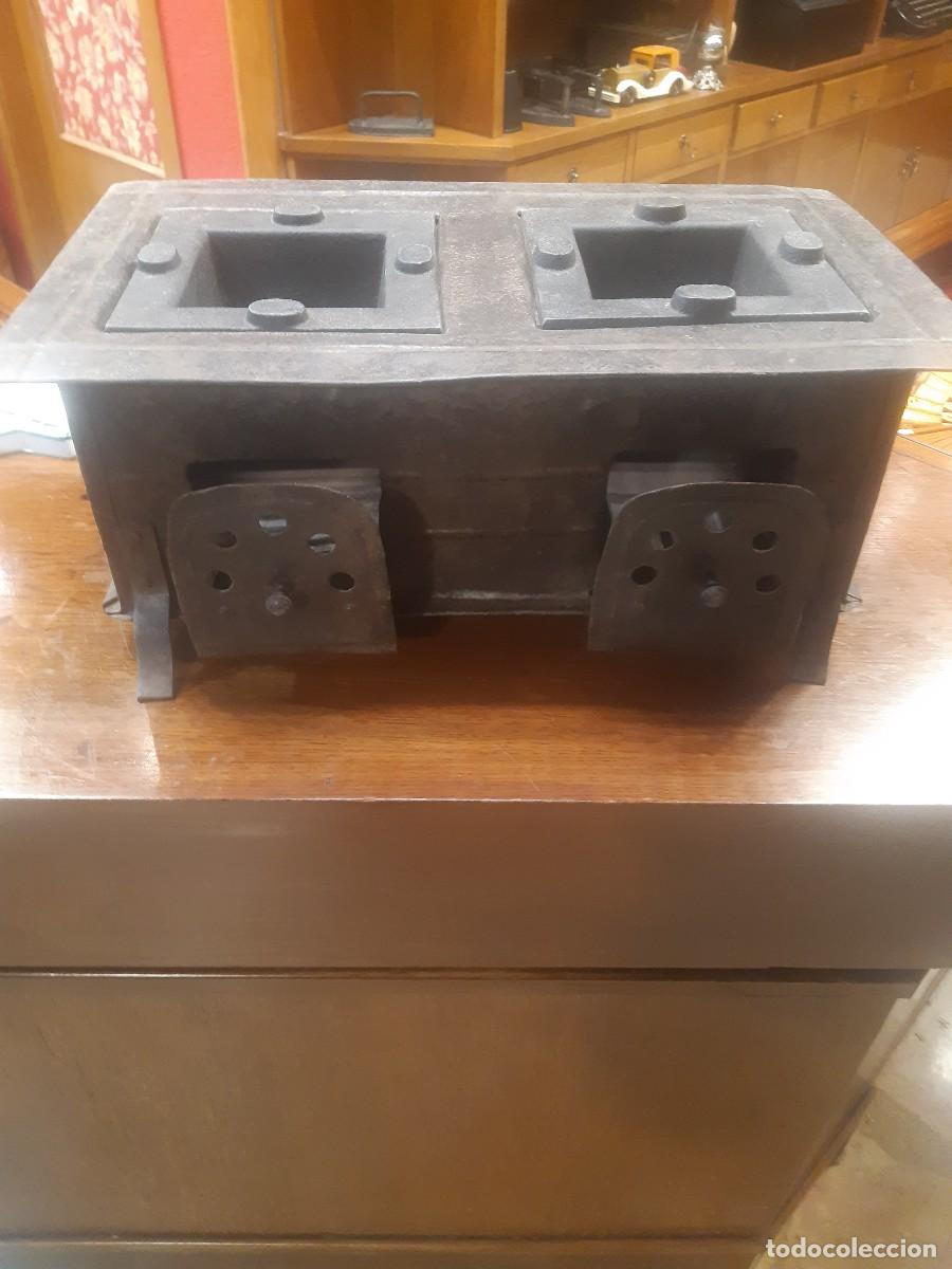 Antig&uuml;edades: COCINA ANTIGUA DE CARBON. - Foto 3