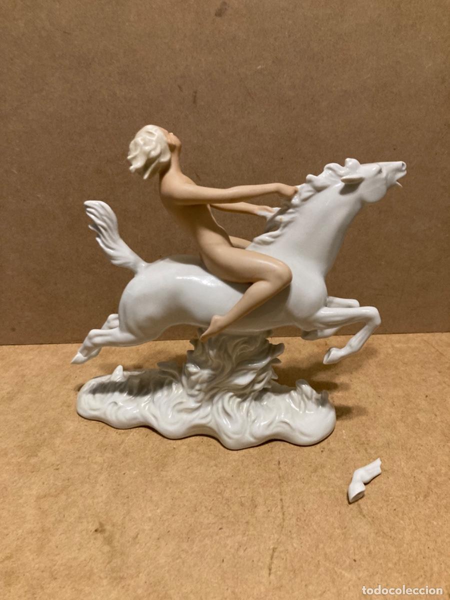 Antig&uuml;edades: Figura de porcelana - Foto 6