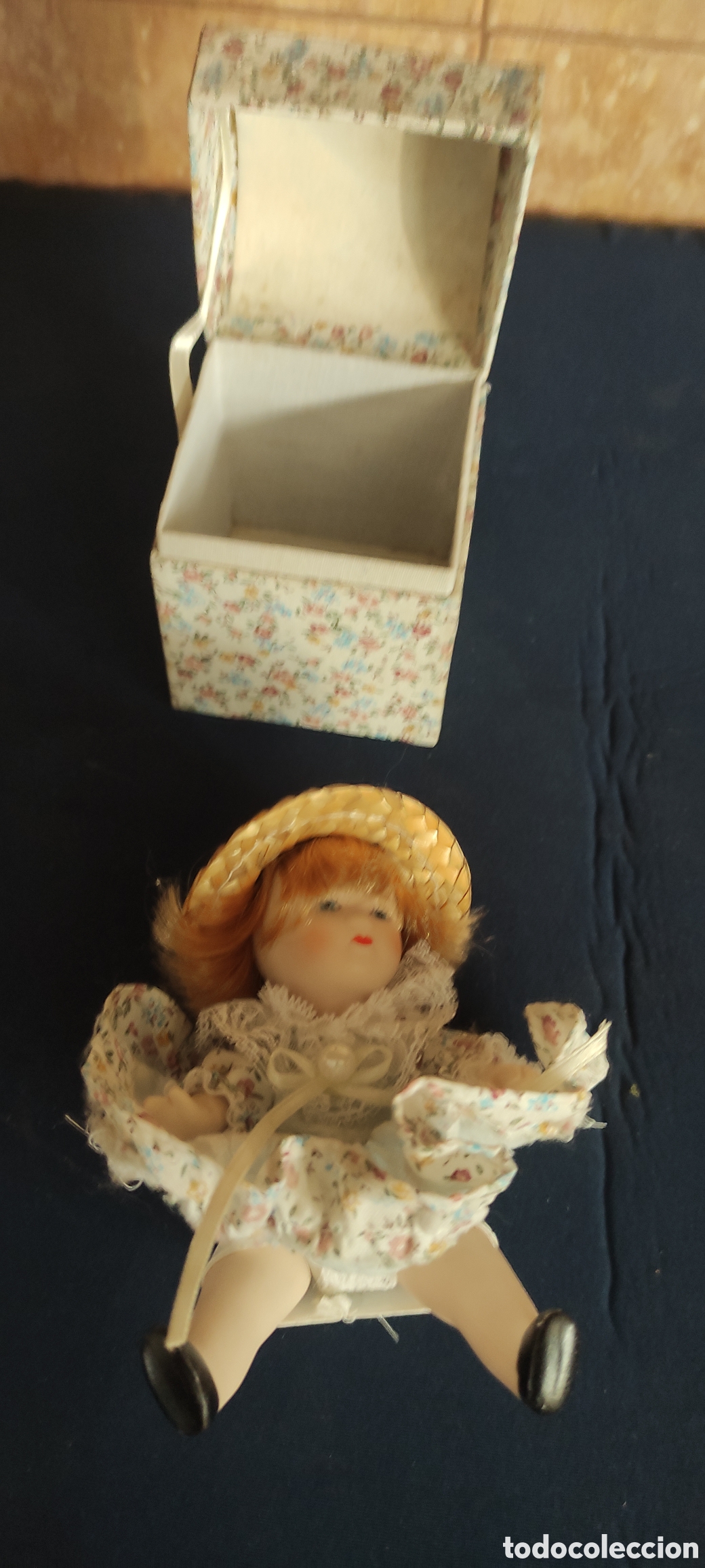 Antig&uuml;edades: Mu&ntilde;eca de porcelana - Foto 4