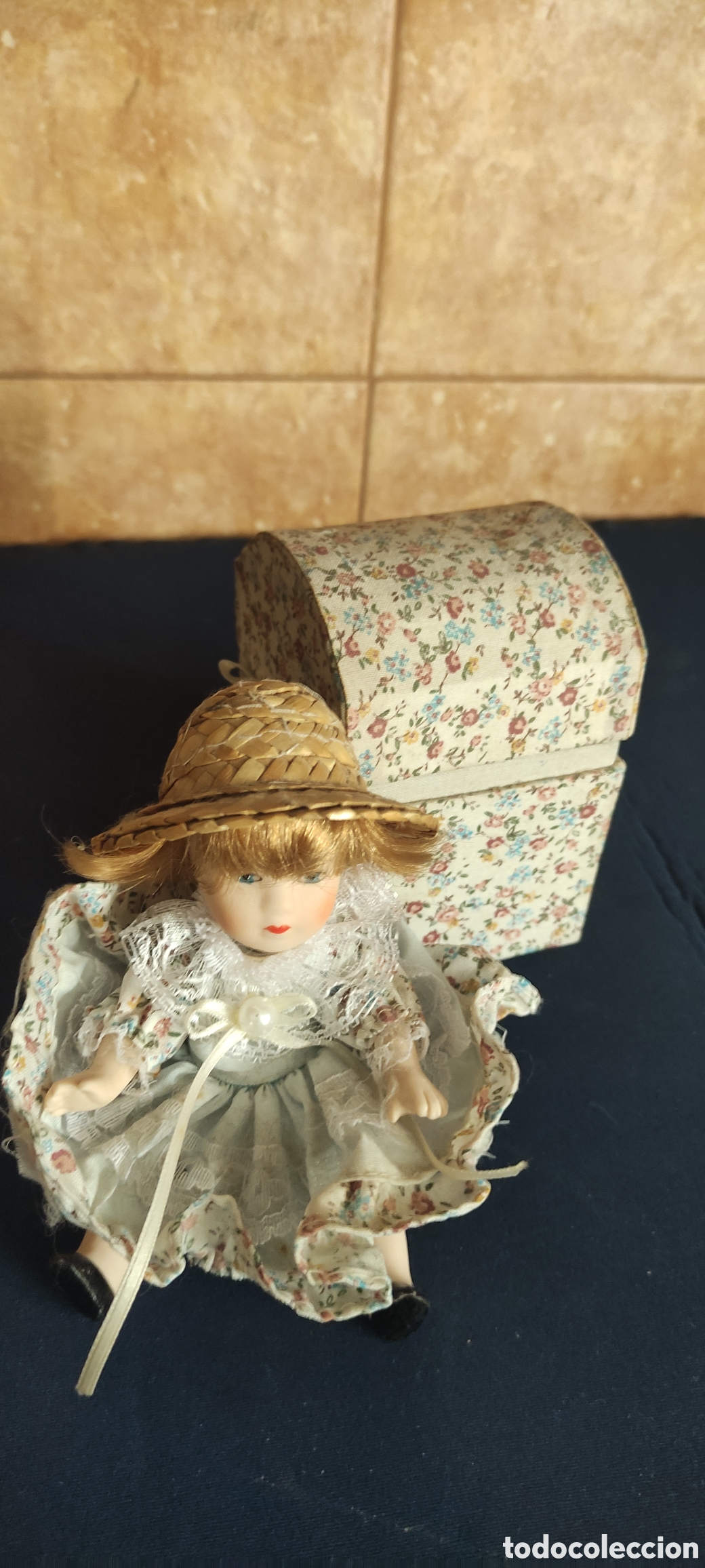 Antig&uuml;edades: Mu&ntilde;eca de porcelana - Foto 5