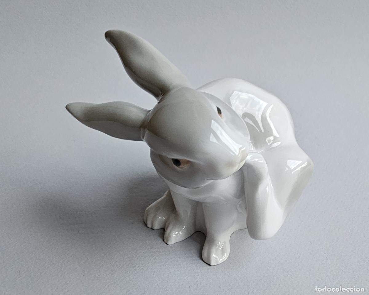 Antig&uuml;edades: CONEJITO RASCANDOSE, DE LLADRO - Foto 2