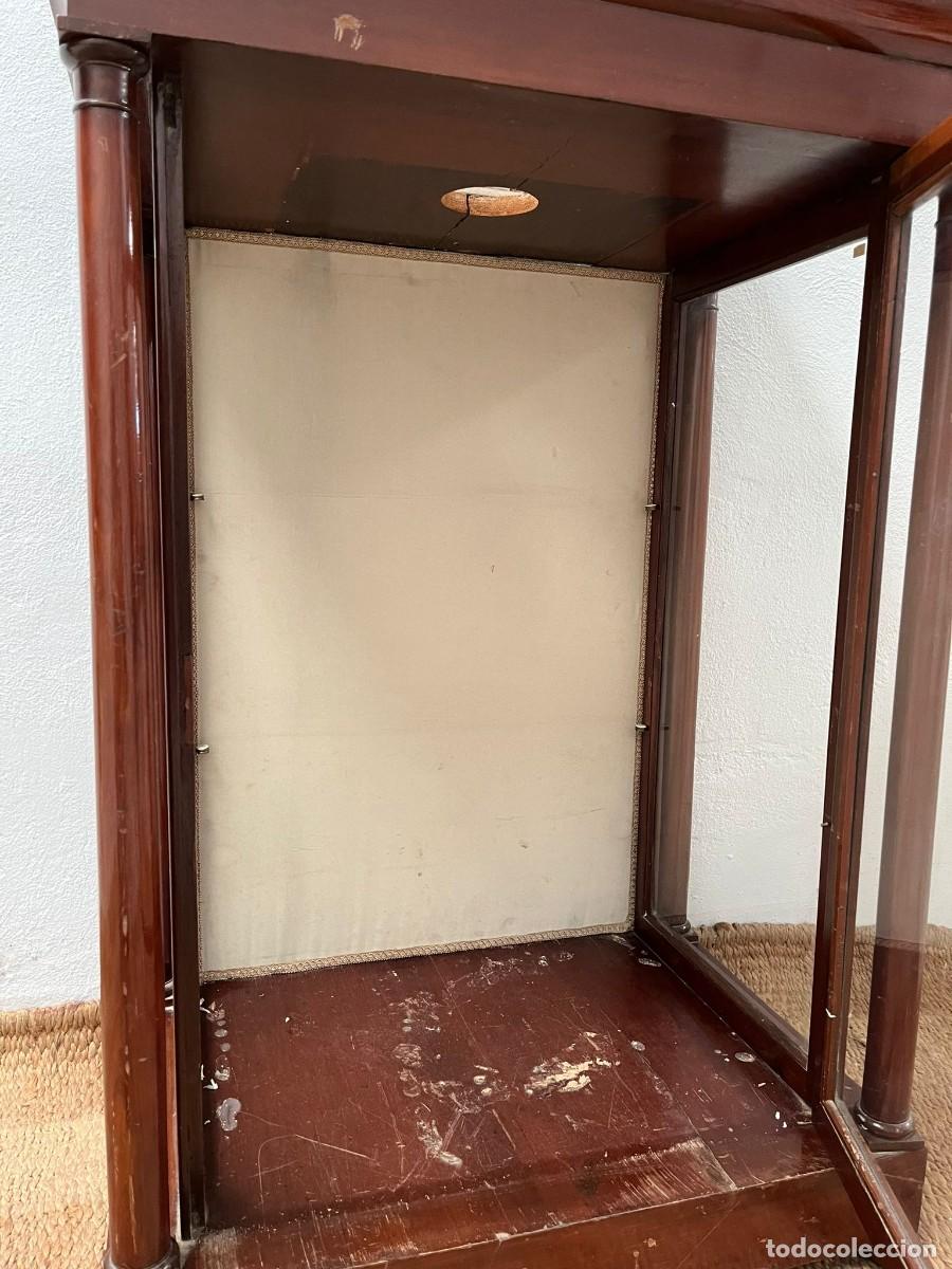 Antig&uuml;edades: Urna para imagen religiosa. - Foto 3