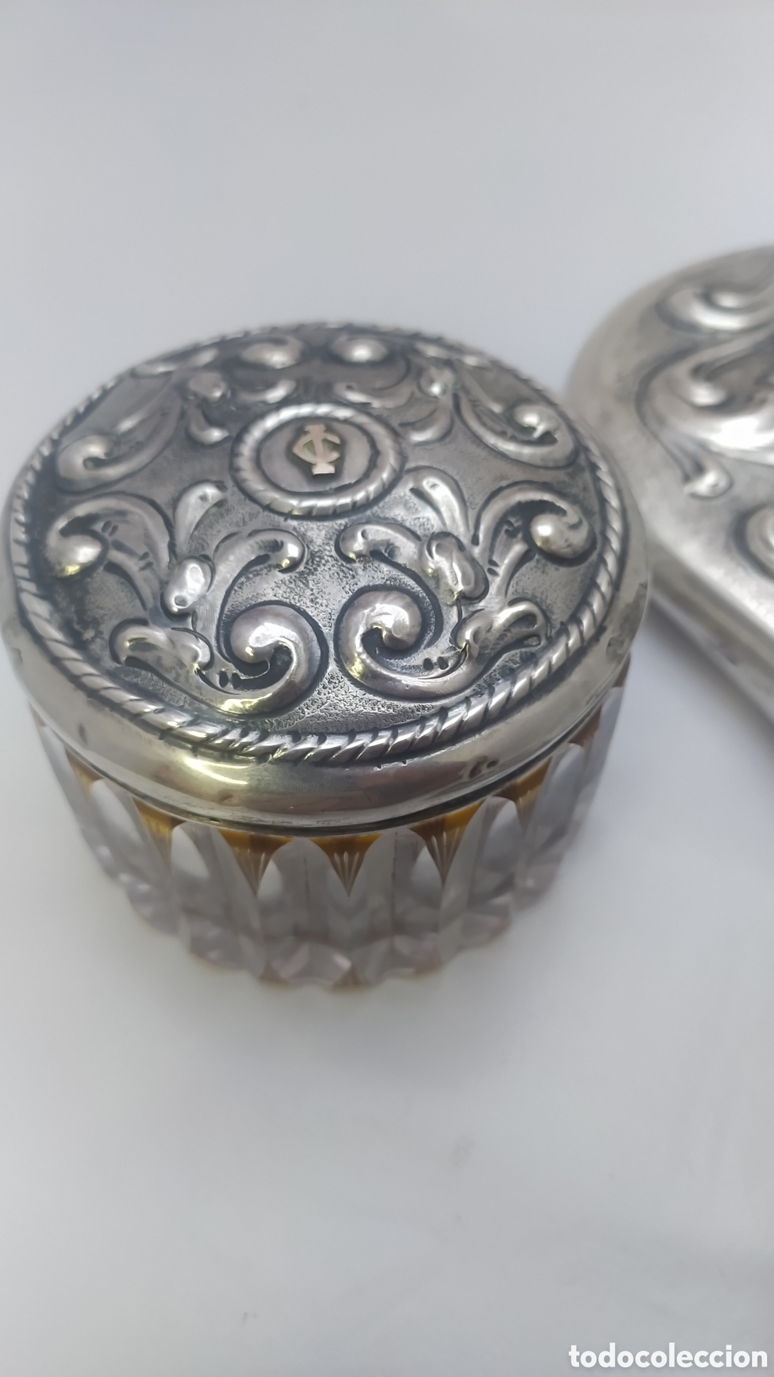 Antig&uuml;edades: Antiguo juego de tocador plata y oro - Foto 2