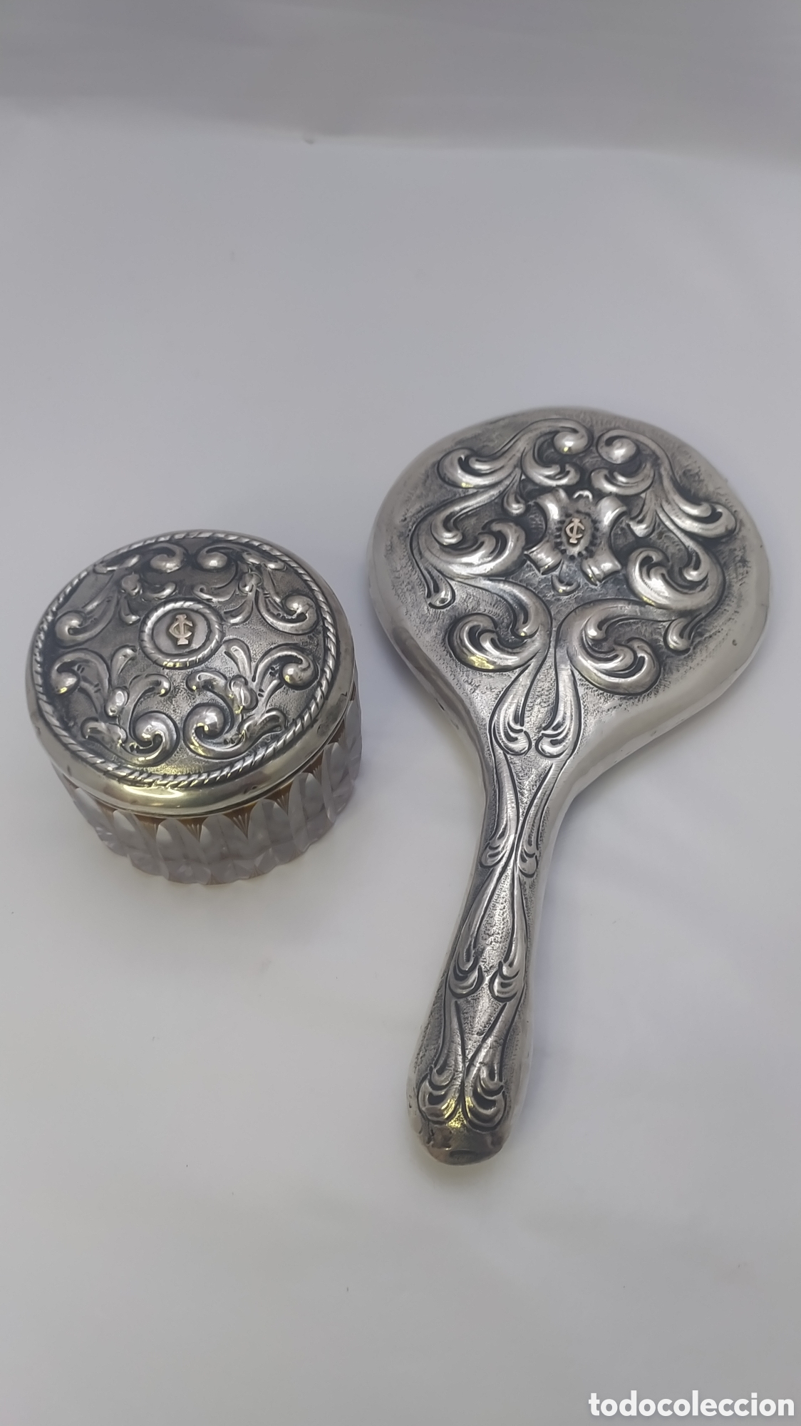 Antig&uuml;edades: Antiguo juego de tocador plata y oro - Foto 1