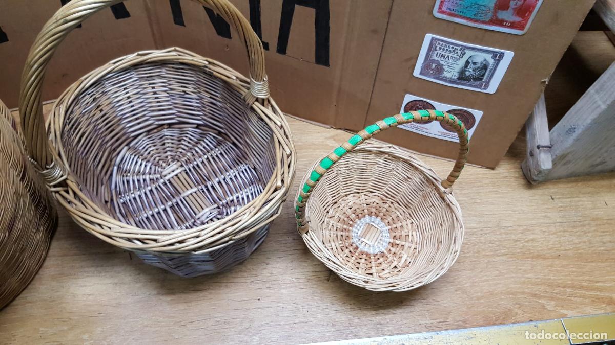 Antig&uuml;edades: LOTE DE 3 CANASTAS/CANASTOS DE ESPARTO Y MIMBRE - Foto 3