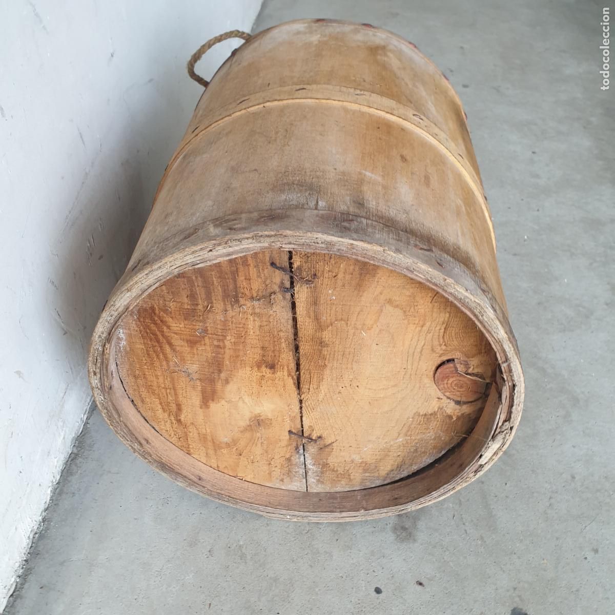 Antig&uuml;edades: GARRAFON DE VIDRIO FORRADO MADERA - Foto 7