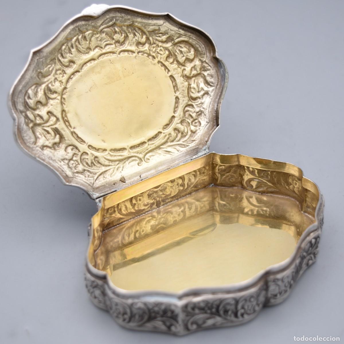 Antig&uuml;edades: Caja de colecci&oacute;n de plata maciza - Foto 2