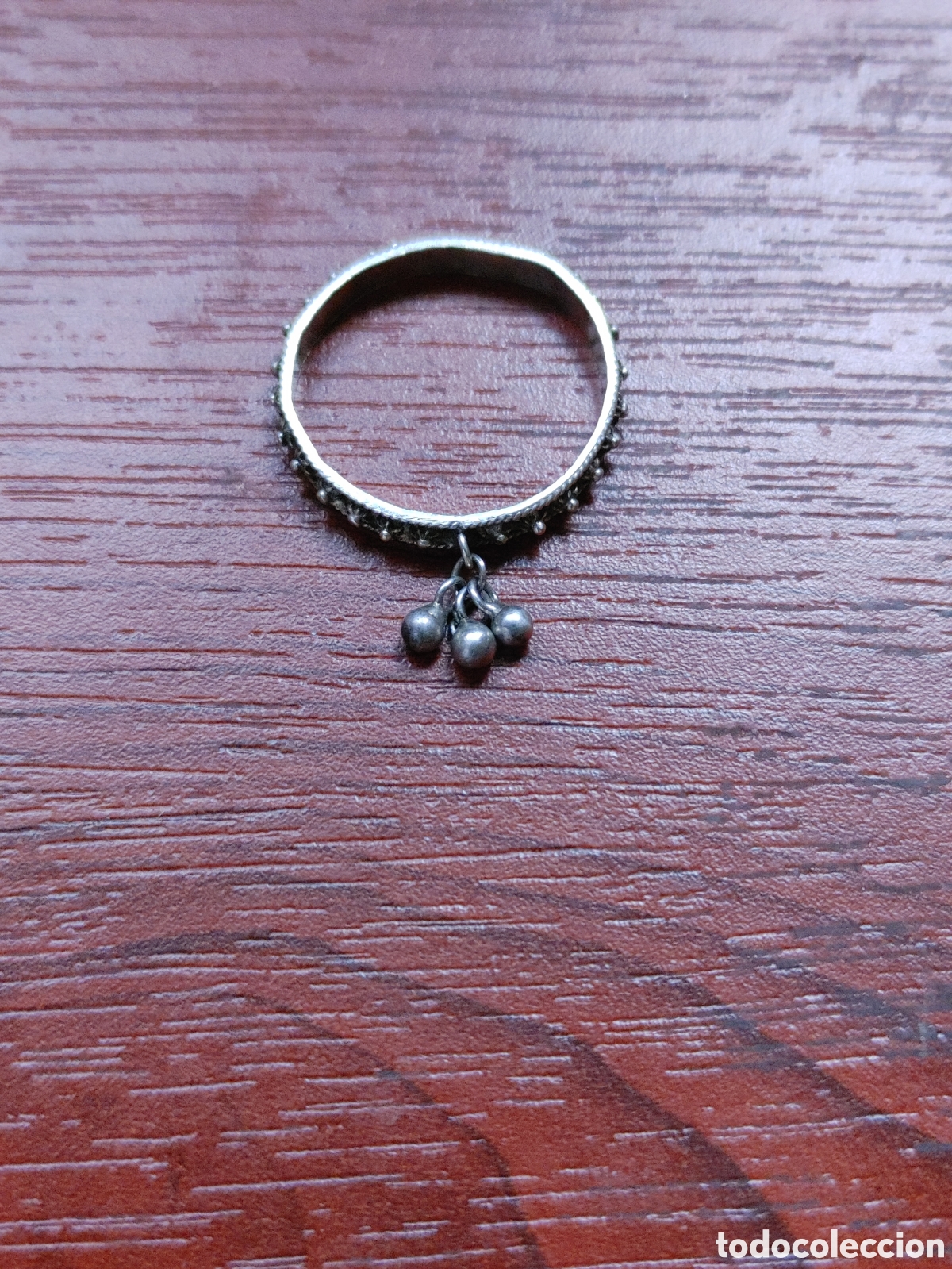 Antig&uuml;edades: Anillo de plata popular. - Foto 1