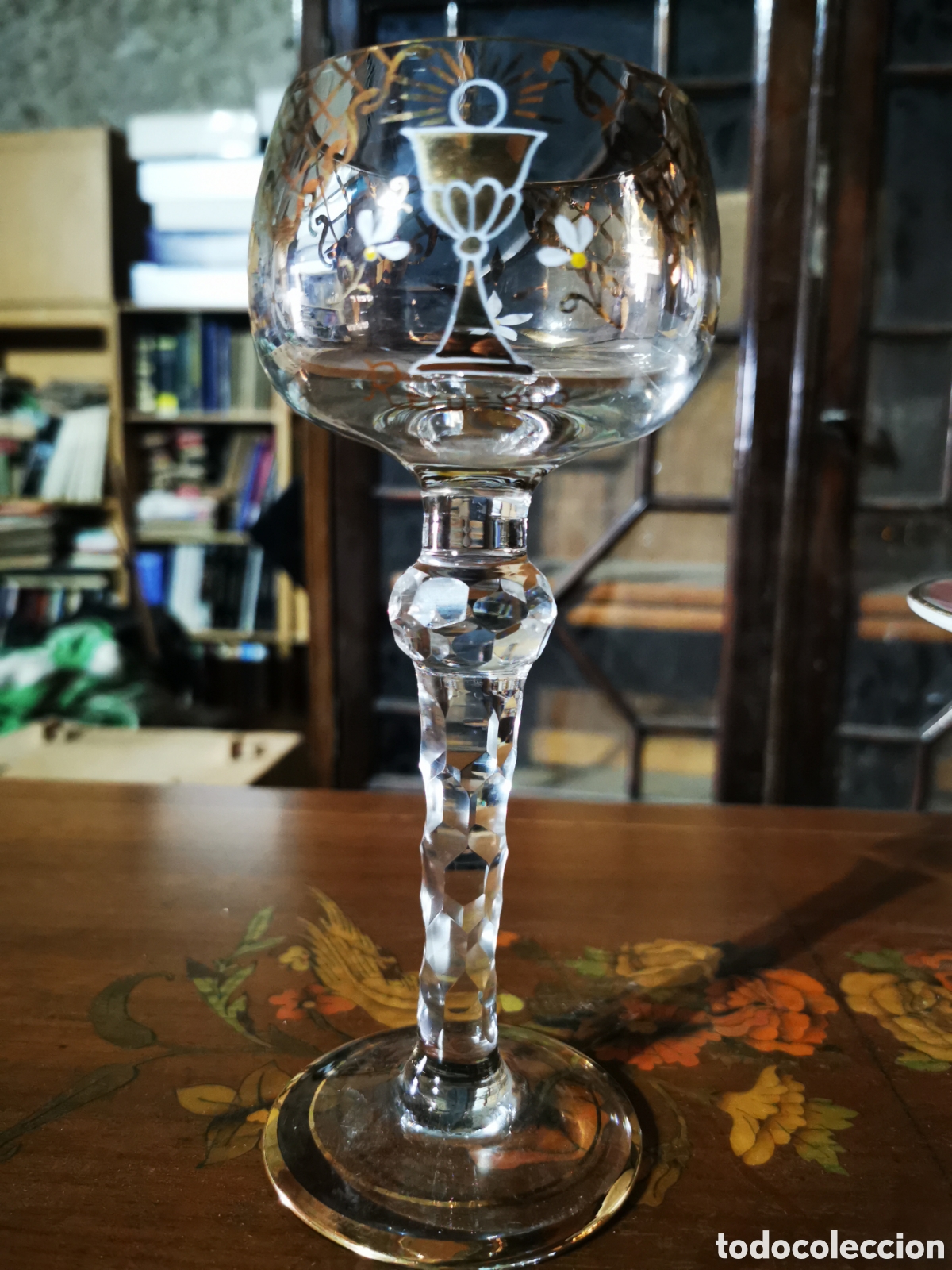 Antig&uuml;edades: Copa cristal tallado y dorado 20cm - Foto 4