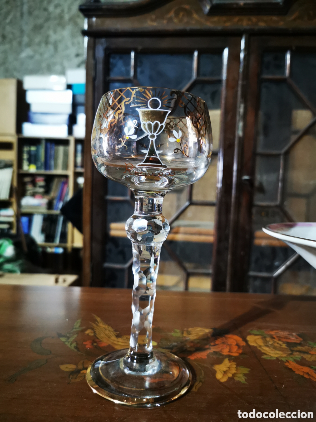 Antig&uuml;edades: Copa cristal tallado y dorado 20cm - Foto 1