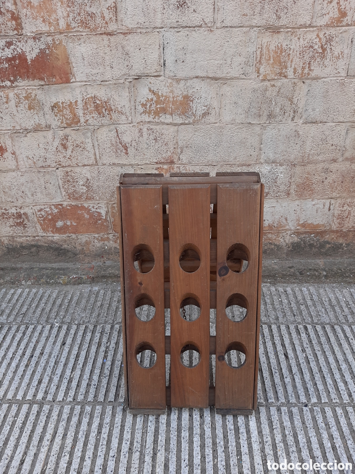 Antig&uuml;edades: Botellero antiguo de madera - Foto 2