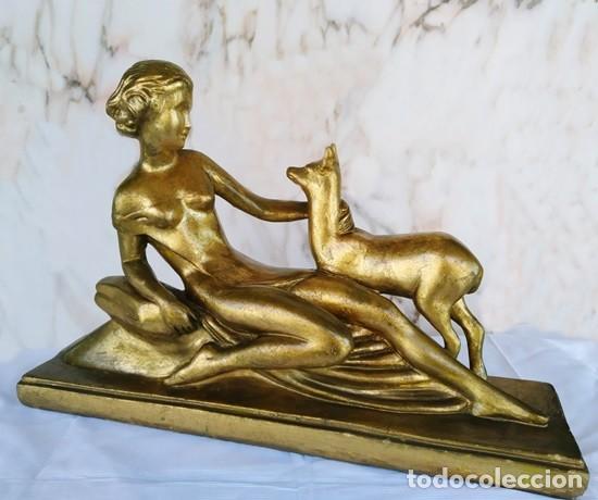 Antig&uuml;edades: Figura art deco dorada - Foto 1