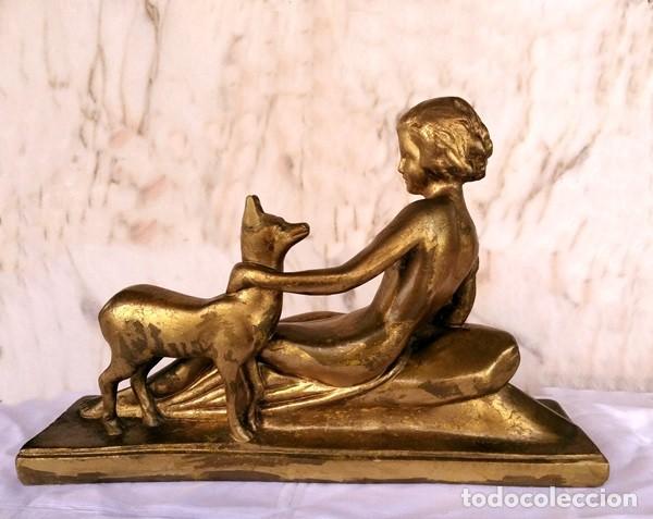 Antig&uuml;edades: Figura art deco dorada - Foto 2