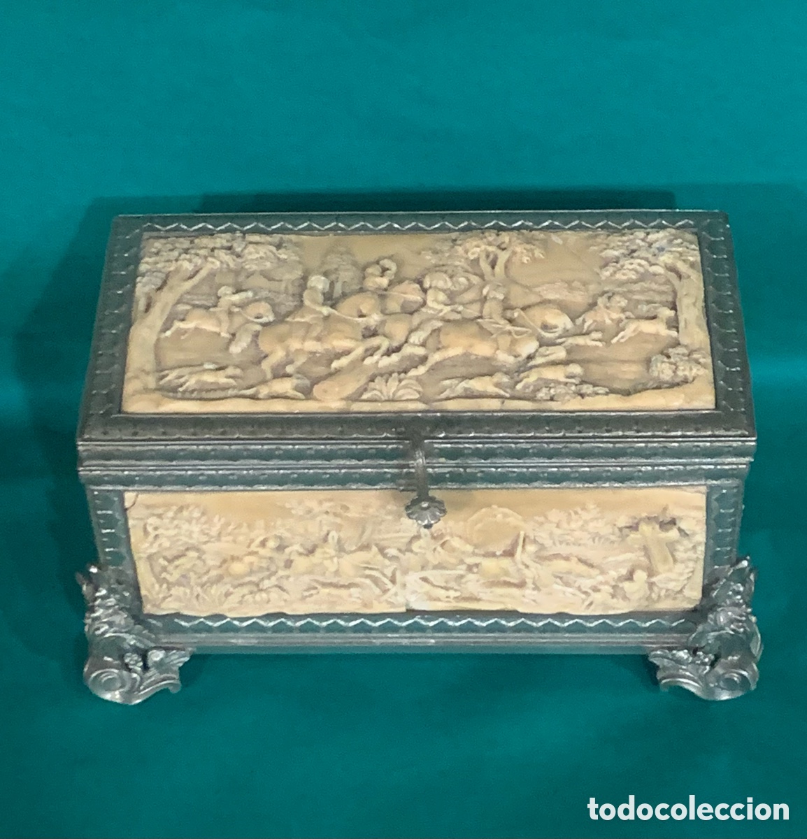 Antig&uuml;edades: Joyero de bronce y caliza. 1850 - Foto 4