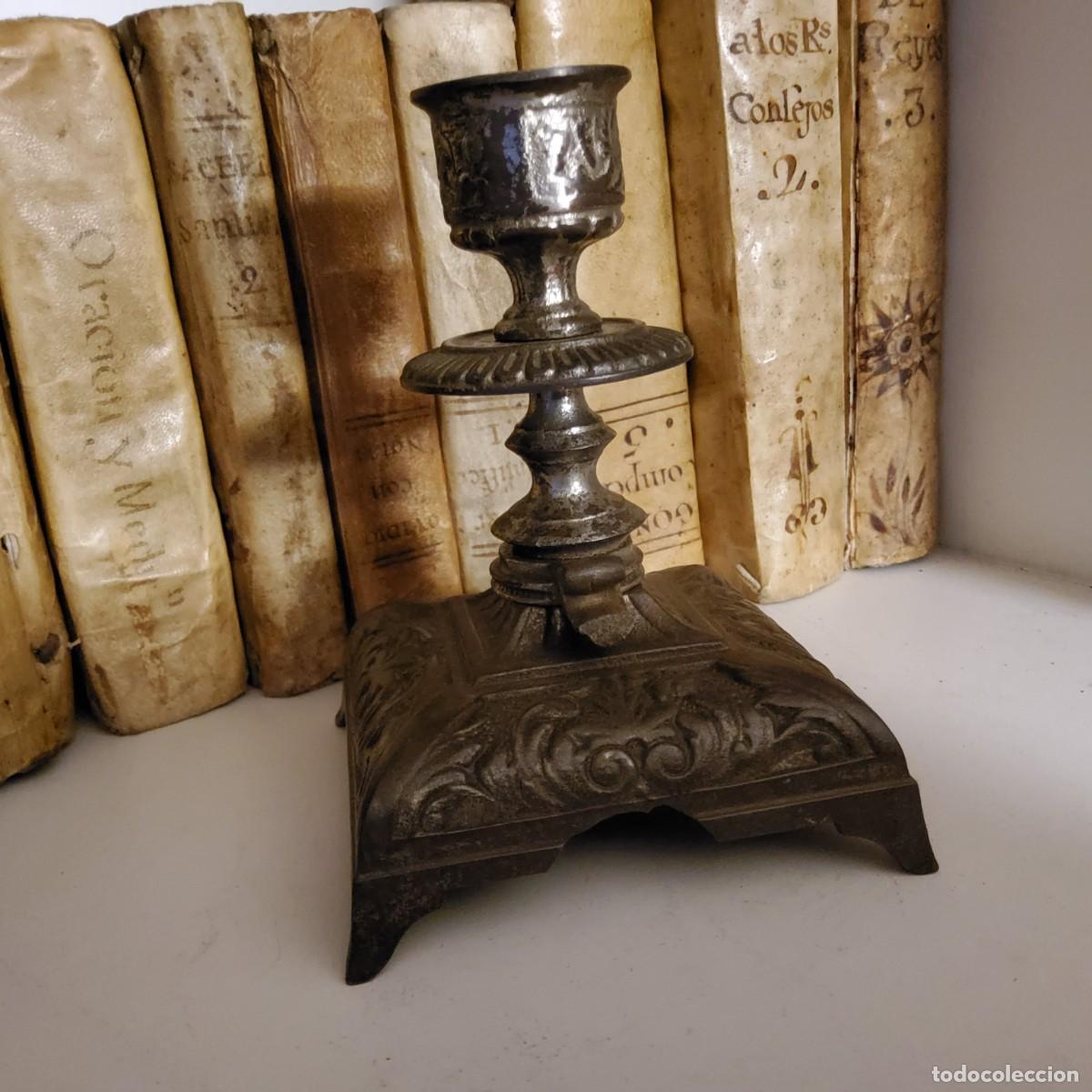 Antig&uuml;edades: ANTIGUO CANDELERO DE HIERRO FUNDIDO - Foto 5
