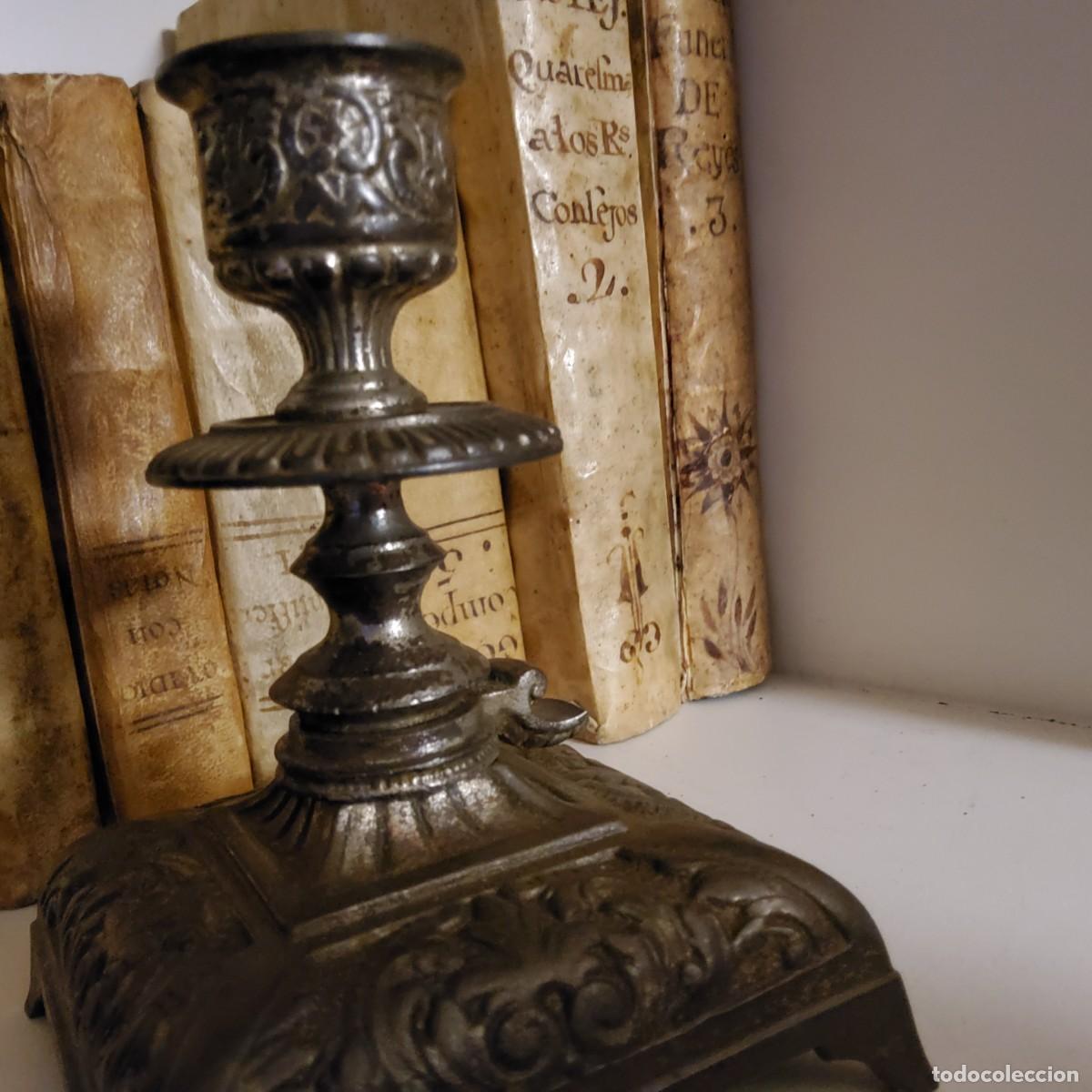 Antig&uuml;edades: ANTIGUO CANDELERO DE HIERRO FUNDIDO - Foto 8