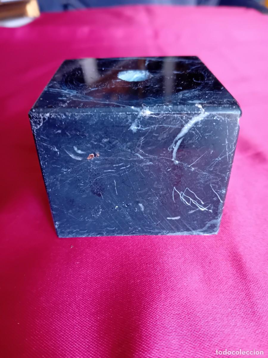 Antig&uuml;edades: Peana de m&aacute;rmol negro veteado - Foto 1