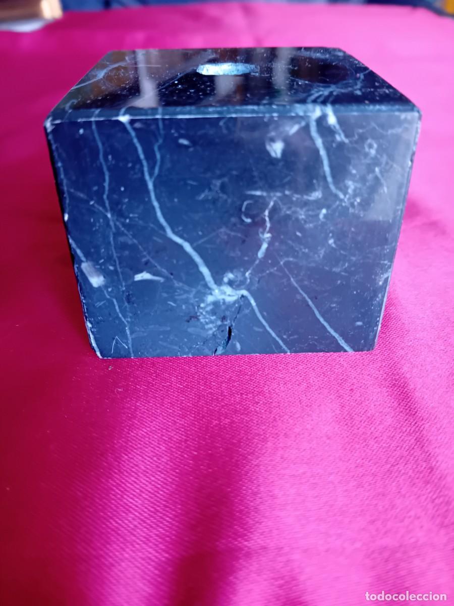 Antig&uuml;edades: Peana de m&aacute;rmol negro veteado - Foto 2