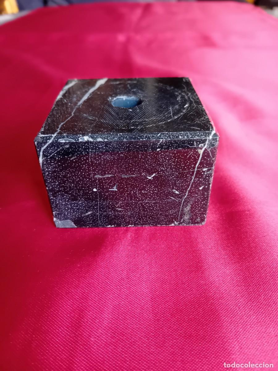 Antig&uuml;edades: Peana de m&aacute;rmol negro veteado - Foto 2