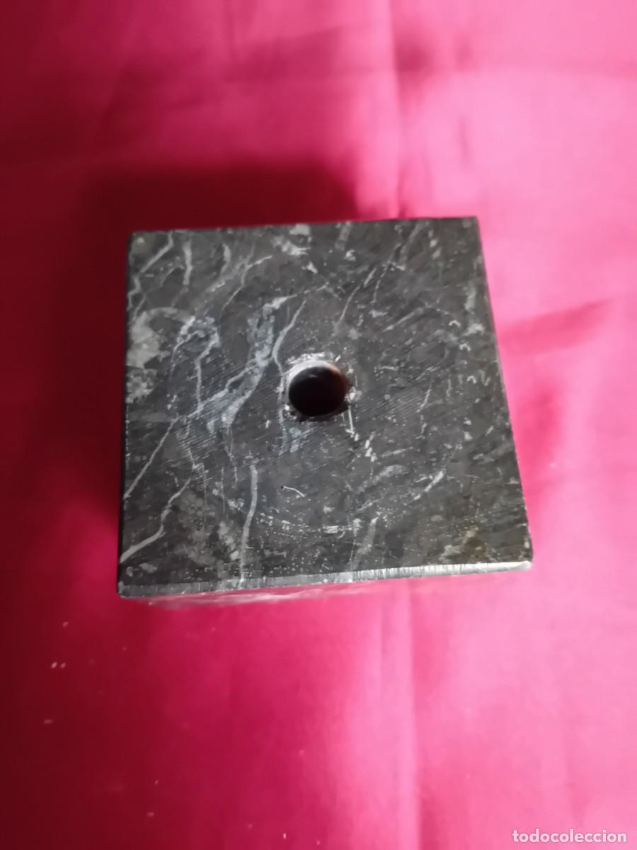 Antig&uuml;edades: Peana de m&aacute;rmol negro veteado - Foto 5