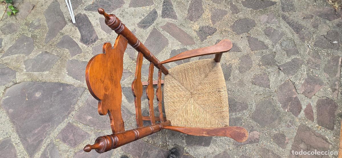 Antig&uuml;edades: MECEDORA DE MADERA DEL SIGLO XX - Foto 19