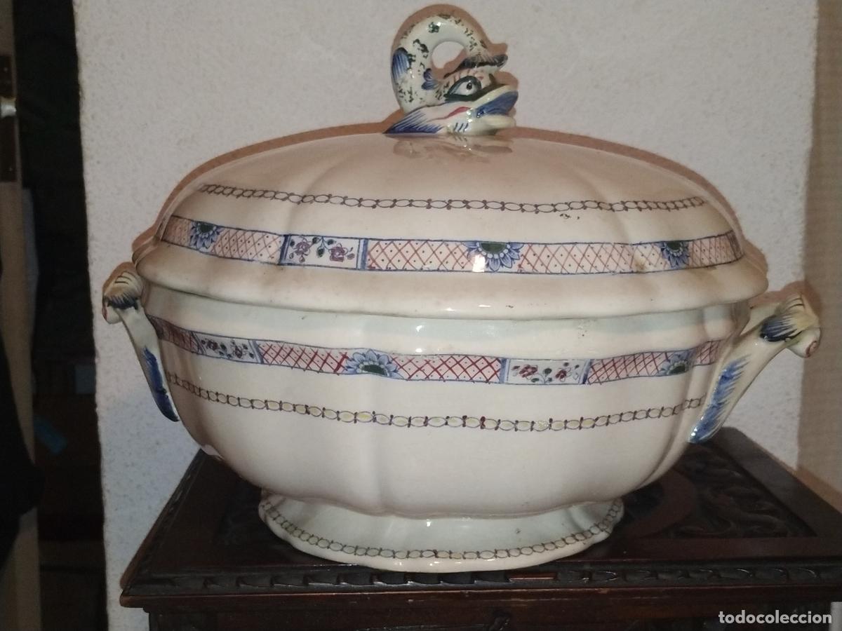 Antig&uuml;edades: Sopera porcelana francesa marca GIEN - Foto 1