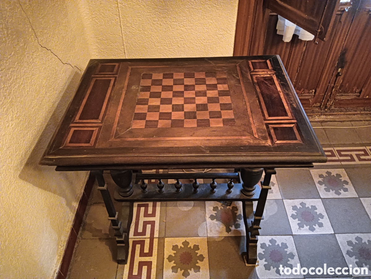 Antig&uuml;edades: Antigua mesa de ajedrez - Foto 5