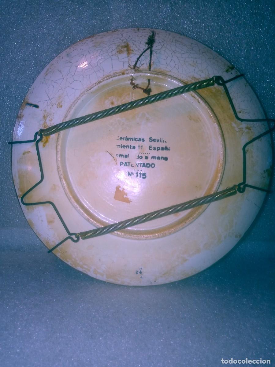 Antig&uuml;edades: PLATO CERAMICA-SEVILLA. - Foto 2