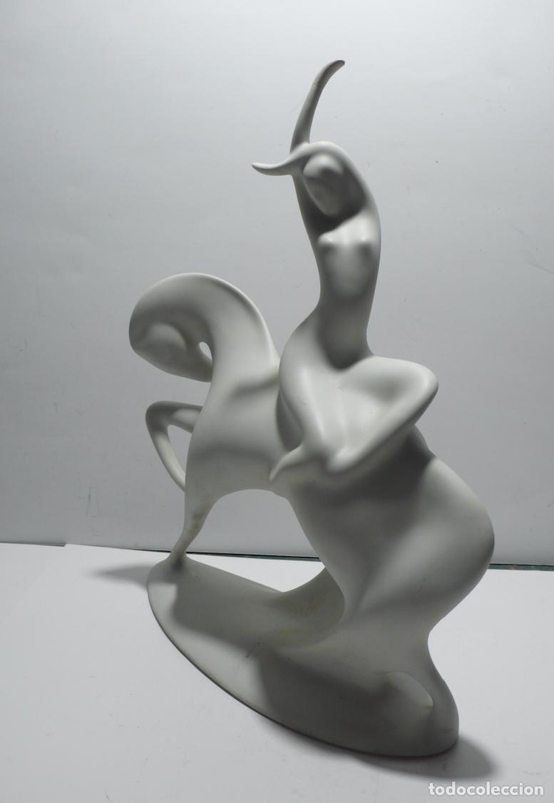 Antig&uuml;edades: figura de ceramica - Foto 3
