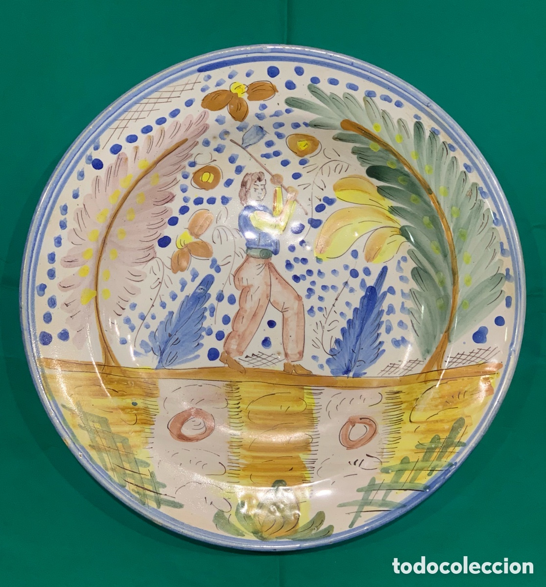 Antig&uuml;edades: Plato de cer&aacute;mica de Manises - Foto 1