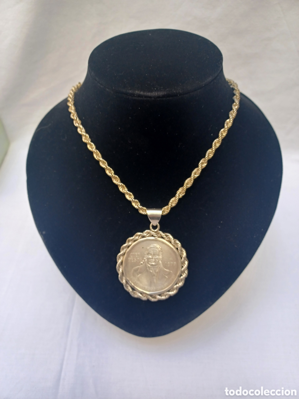 Antig&uuml;edades: Cadena con medalla de plata de M&eacute;xico. 88gr - Foto 2