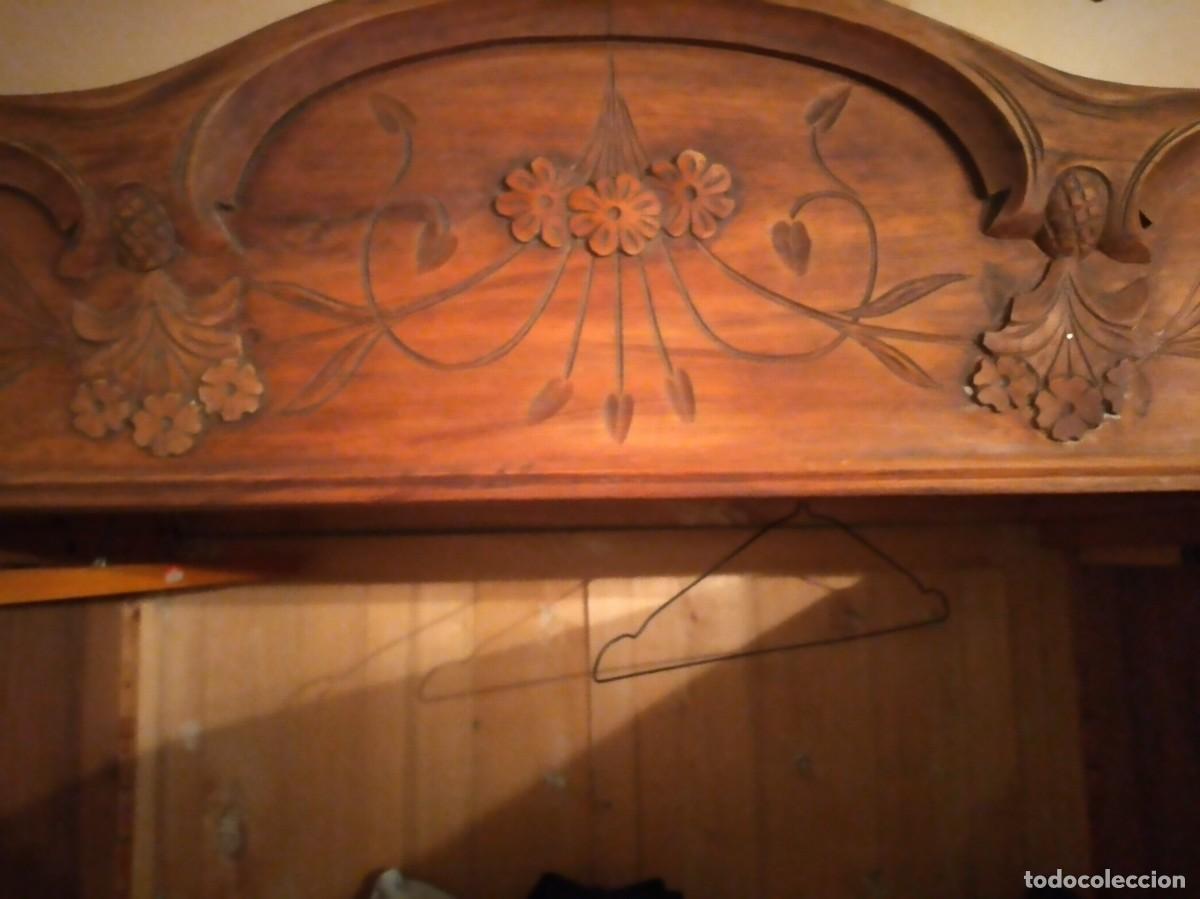 Antig&uuml;edades: Armario modernista de madera - Foto 3