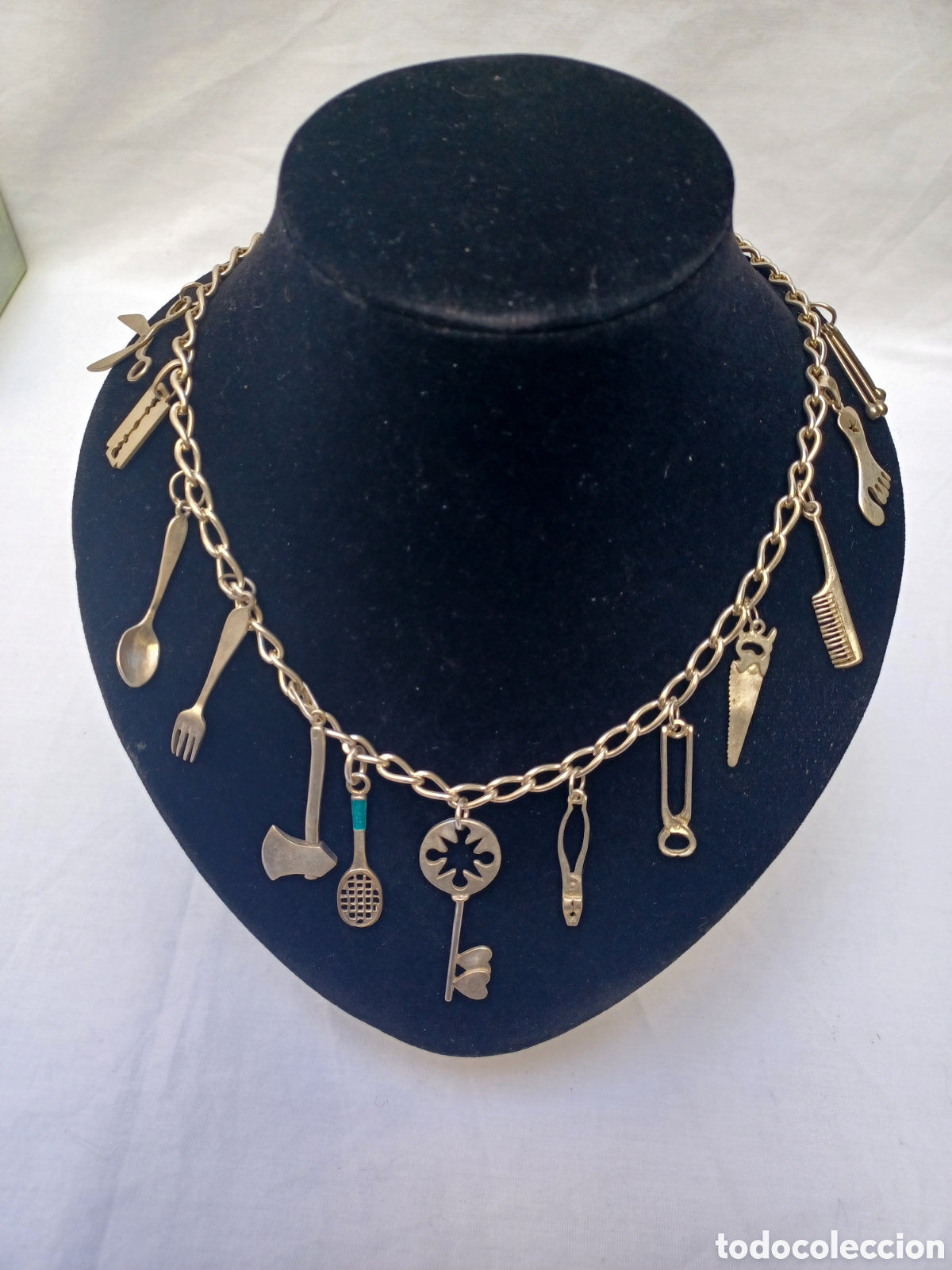 Antig&uuml;edades: Collar de plata. 65 gr. - Foto 1