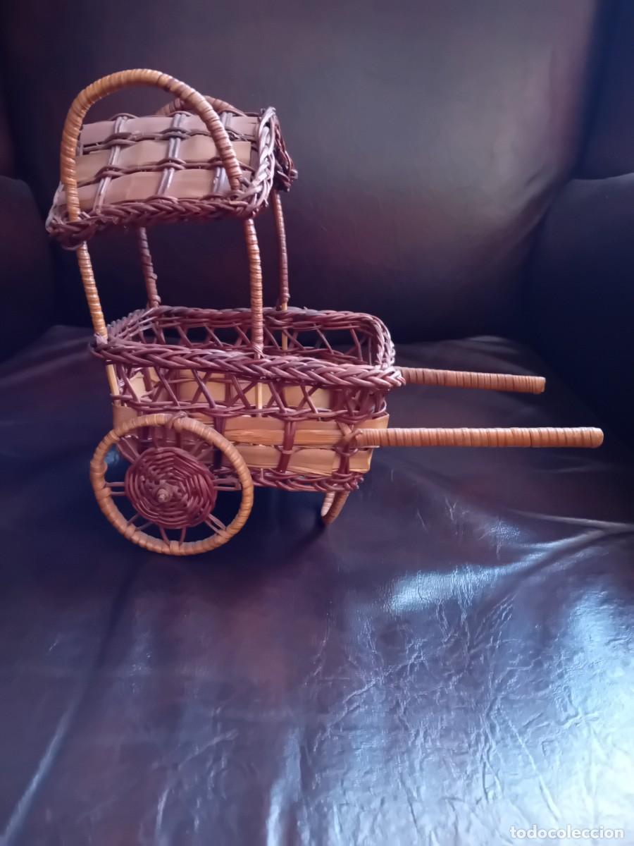Antig&uuml;edades: Carrito de mimbre botellero - Foto 3