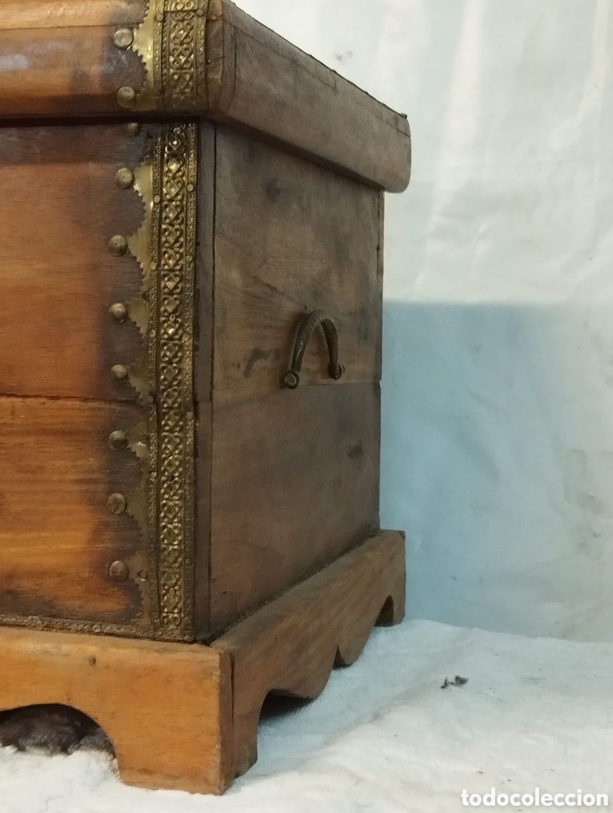 Antig&uuml;edades: Peque&ntilde;o ba&uacute;l 44x26x27 - Foto 5