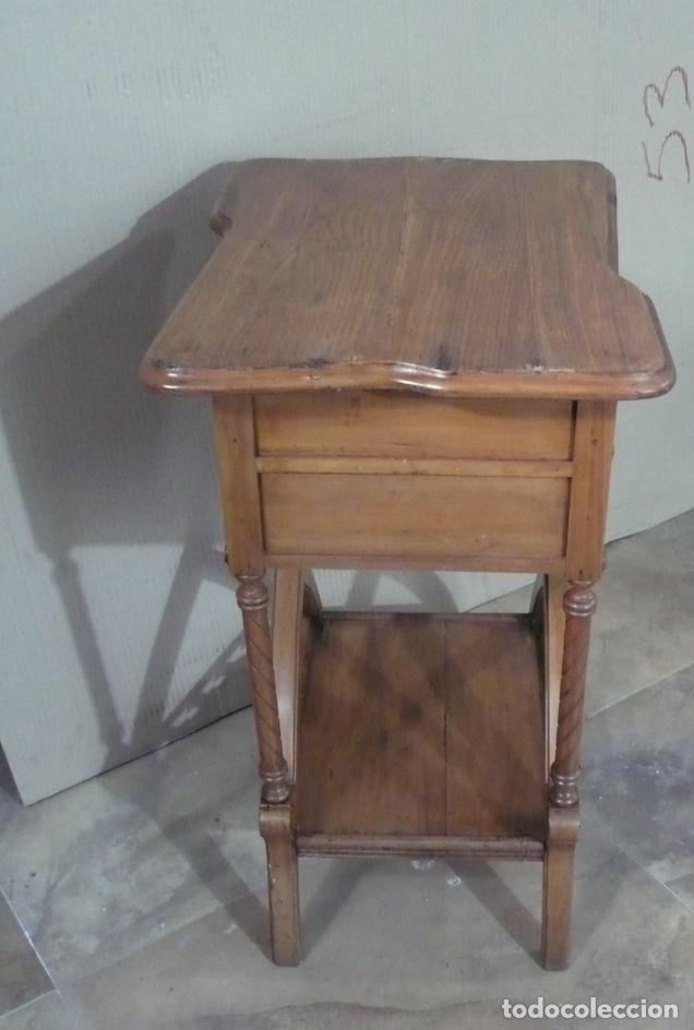 Antig&uuml;edades: mueble costurero de madera - Foto 5
