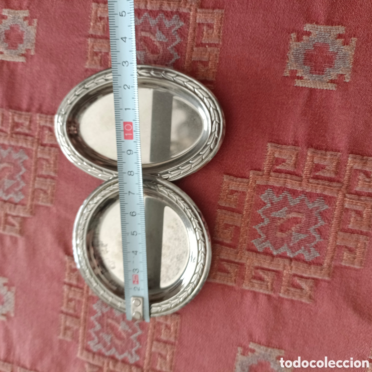 Antig&uuml;edades: Dos bandejas de metal - Foto 2