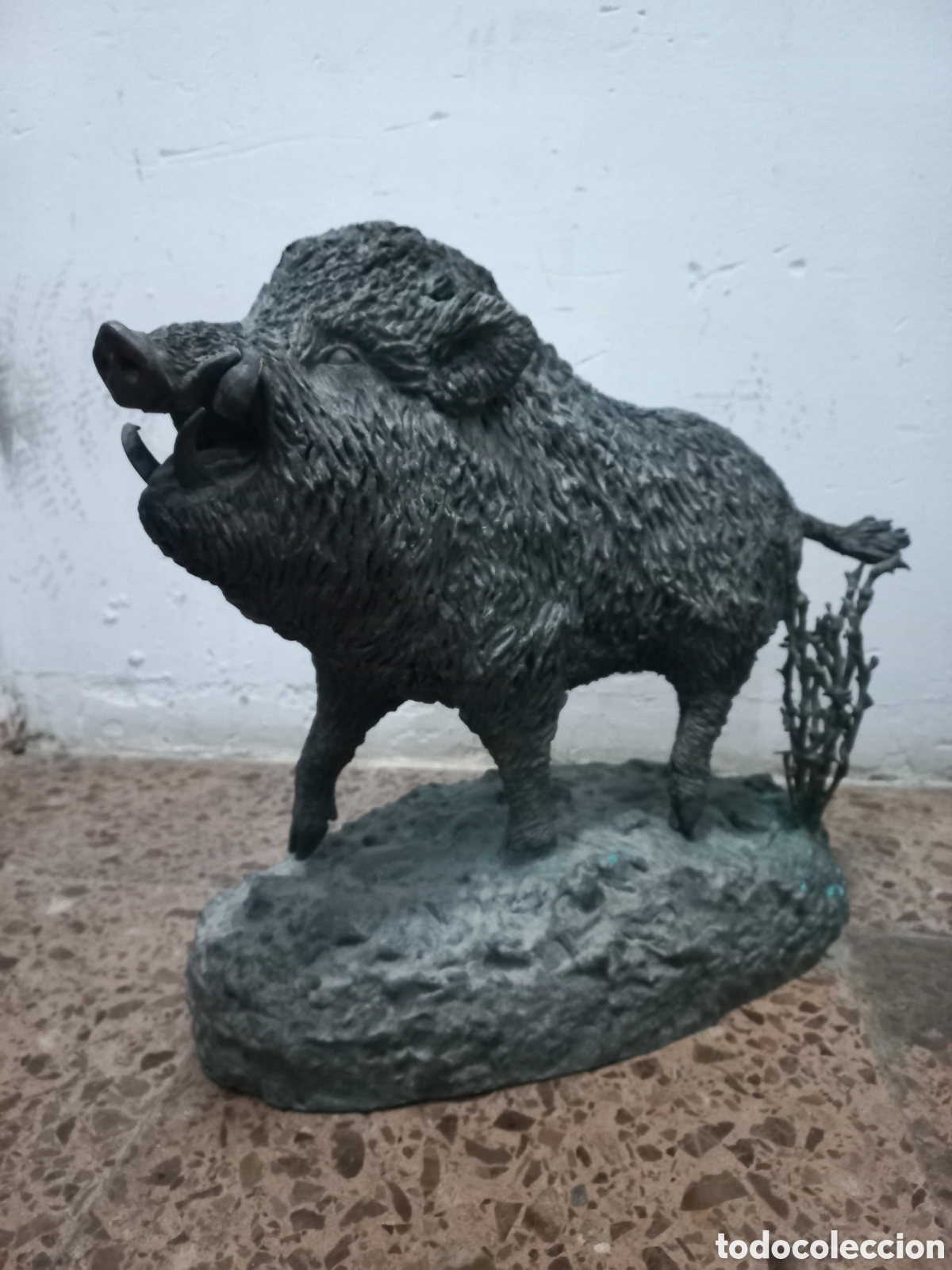 Antig&uuml;edades: Figura de bronce JABALI - Foto 1