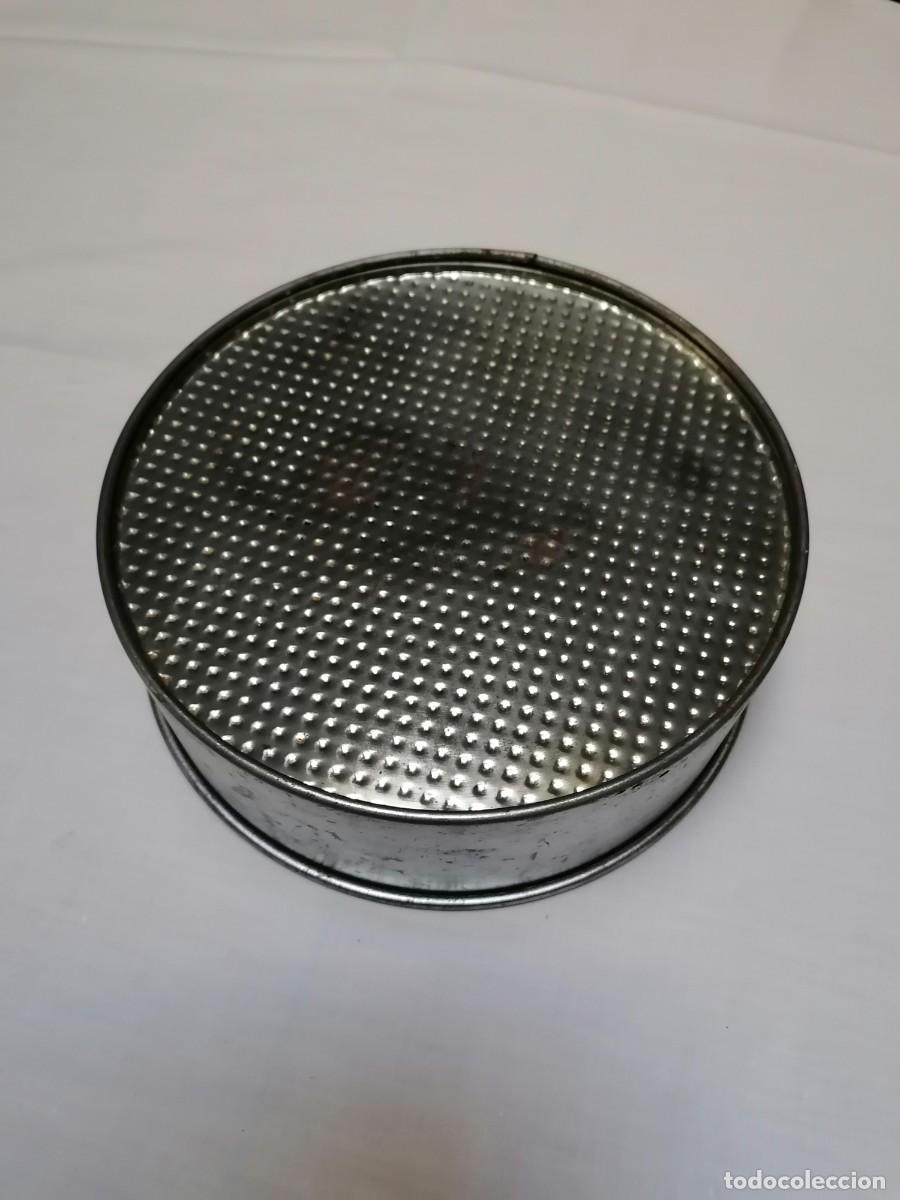 Antig&uuml;edades: Molde para horno de metal - Foto 2