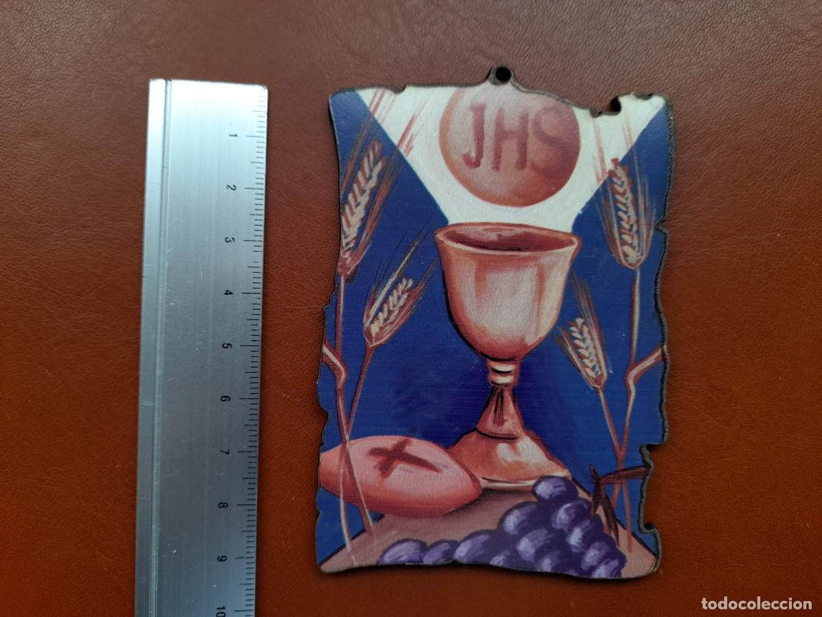 Antig&uuml;edades: Tablilla de madera eucar&iacute;stica con caliz - Foto 1