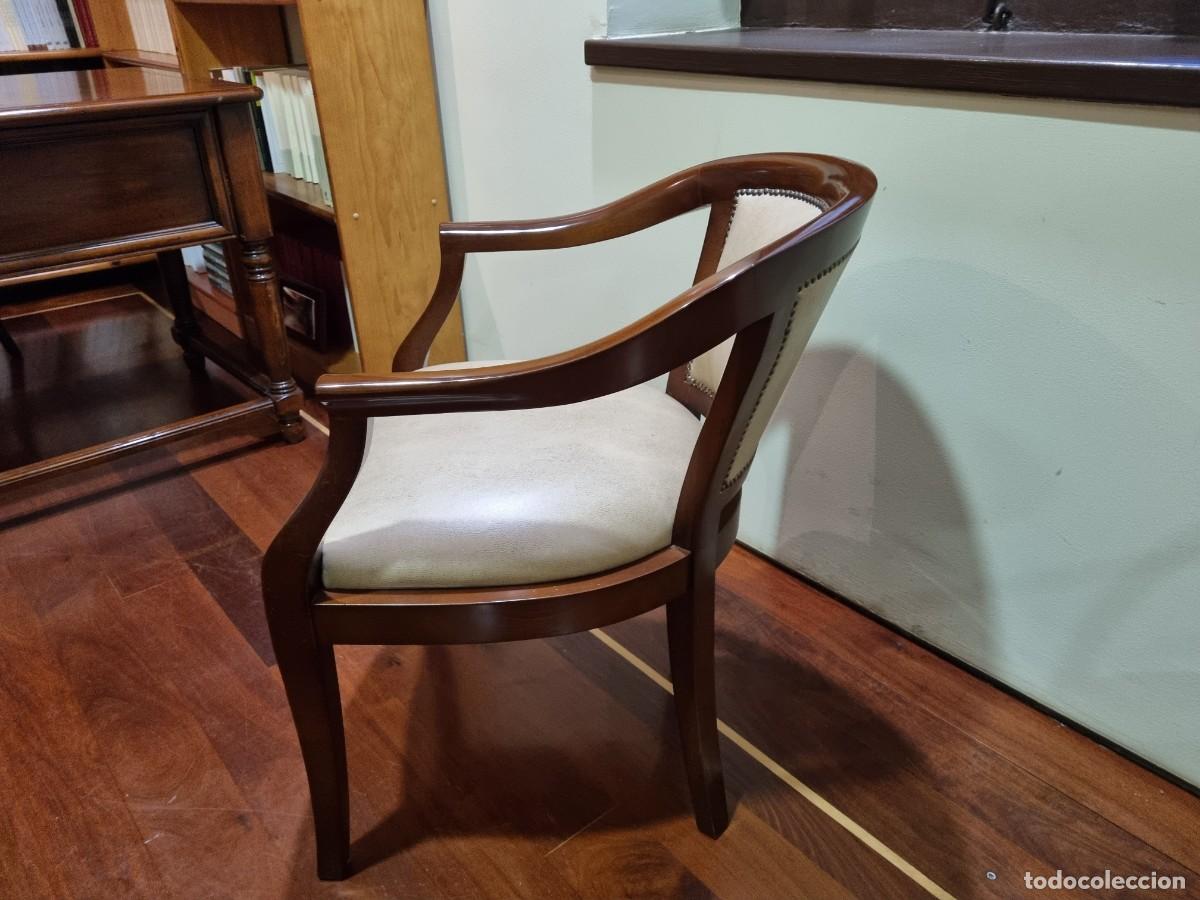 Antig&uuml;edades: Sill&oacute;n de reuniones - Foto 4
