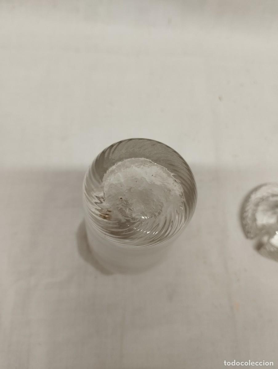 Antig&uuml;edades: FRASCO ANTIGUO DE CRISTAL CON TAPE - Foto 3