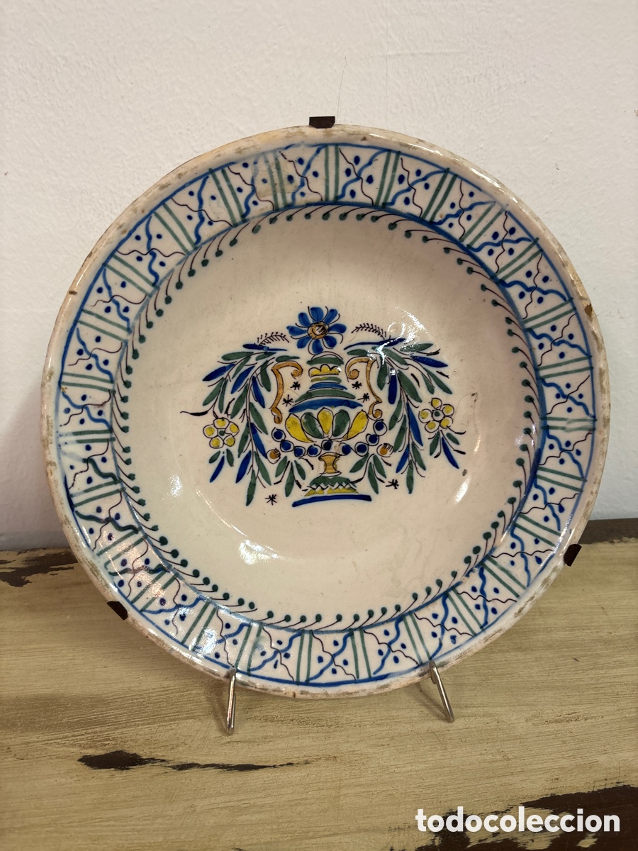 Antig&uuml;edades: Plato Manises finales siglo XIX - Foto 4