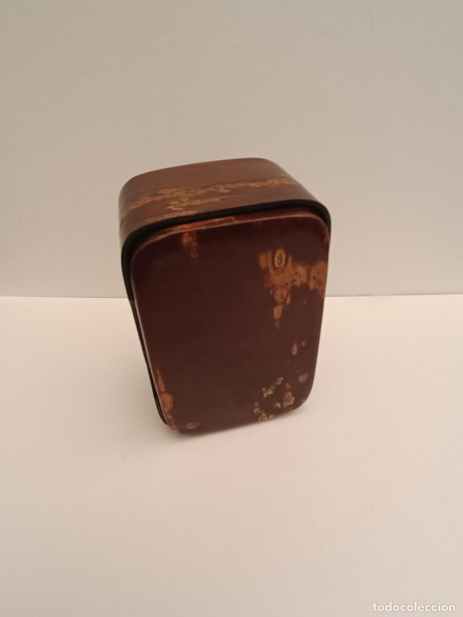 Antig&uuml;edades: CAJA ORIENTA DE CORTEZA DE CEREZO DECORADA - Foto 4
